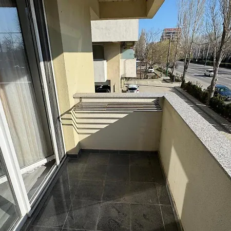 Evo Moonlight By The Sea * 马马亚